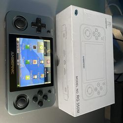 RG350M Anbernic game emulator