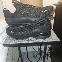 Puma Axelion Sport Traines, Mens 12 Shoe. Brand New