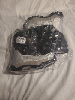 Toddler Snowboots,  Size 8.5