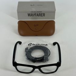 Ray-Ban Meta - Wayfarer (Gen 1) - 12 MP camera — Open Ear Speakers — Meta AI - 32GB storage - Clear Lenses - Shiny Black 
