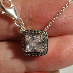 PANDORA TIMELESS AUTHENTIC BRAND NEW STERLING SILVER LARGE SQUARE HALO NECKLESS 19.5 INCH ADJUSTABLE