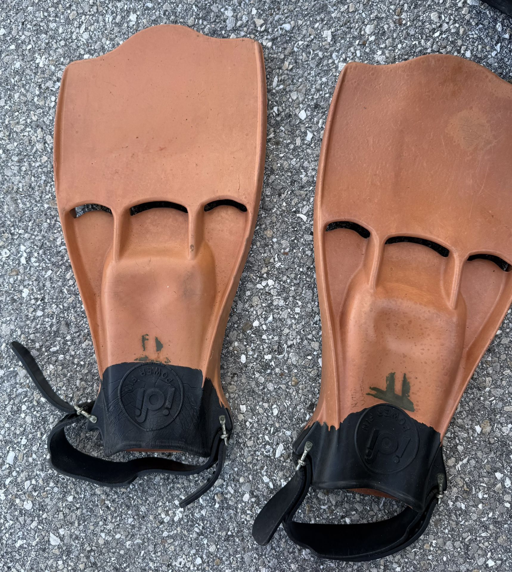 Vintage Scuba Diving Fins – Adjustable Strap (Made in Mexico)