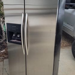 Kitchen Aid Double Door Fridge 