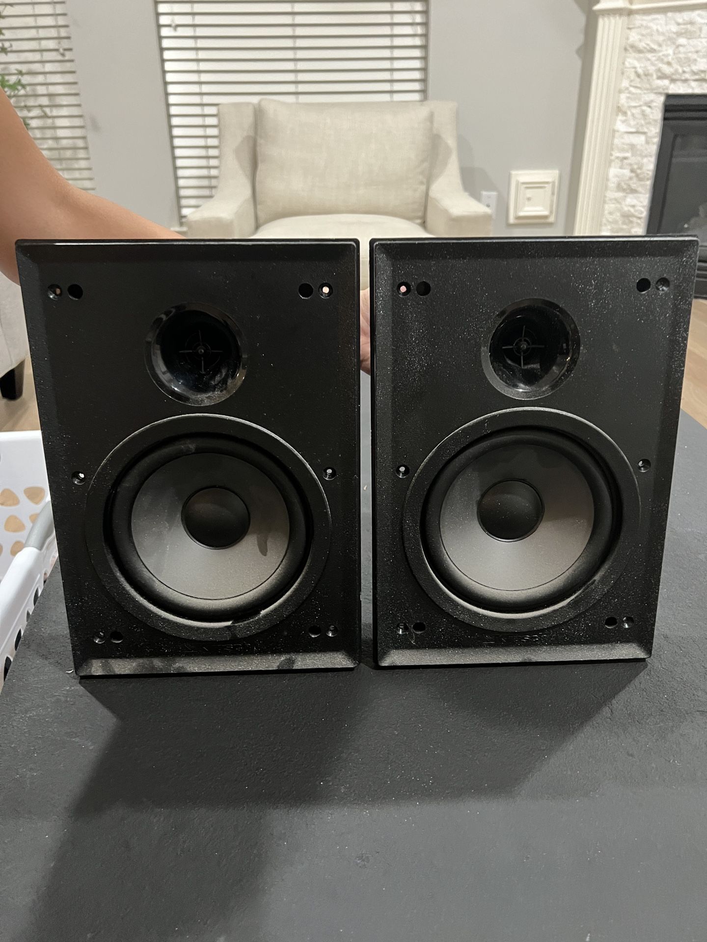 Klipsch InWall speakers k1018S for Sale in Houston, TX OfferUp