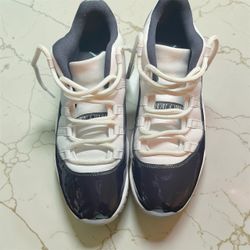 Air Jordan 11 Low iridescent