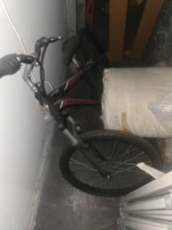 24 inch mountain bike SPECIALIZED