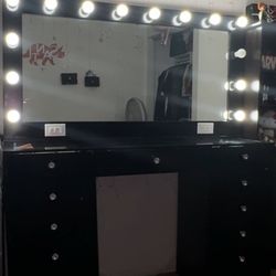 60 inch vanity with vanity diamond chair 