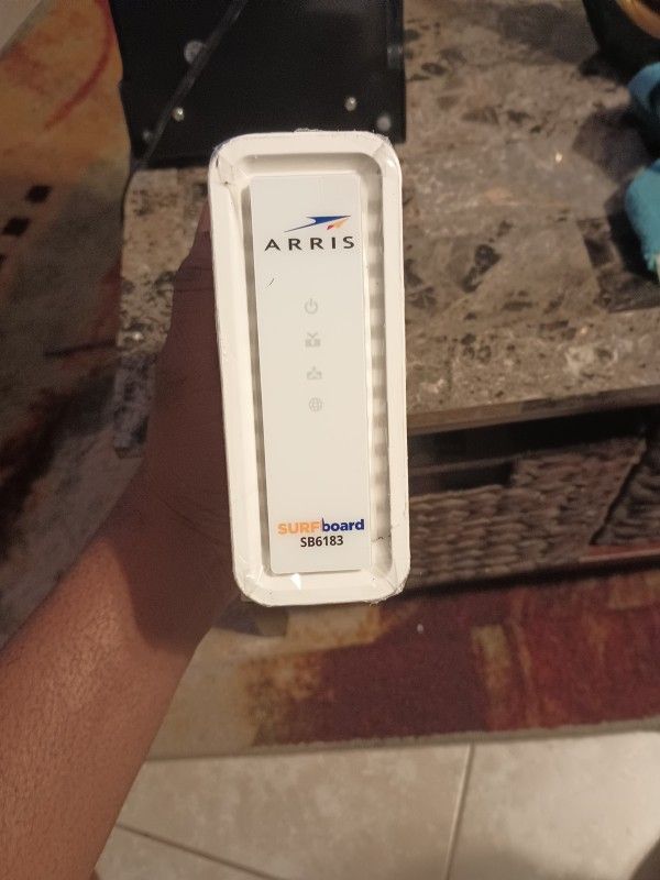 ARRIS SURFboard SB6183 DOCSIS 3.0 Cable Modem