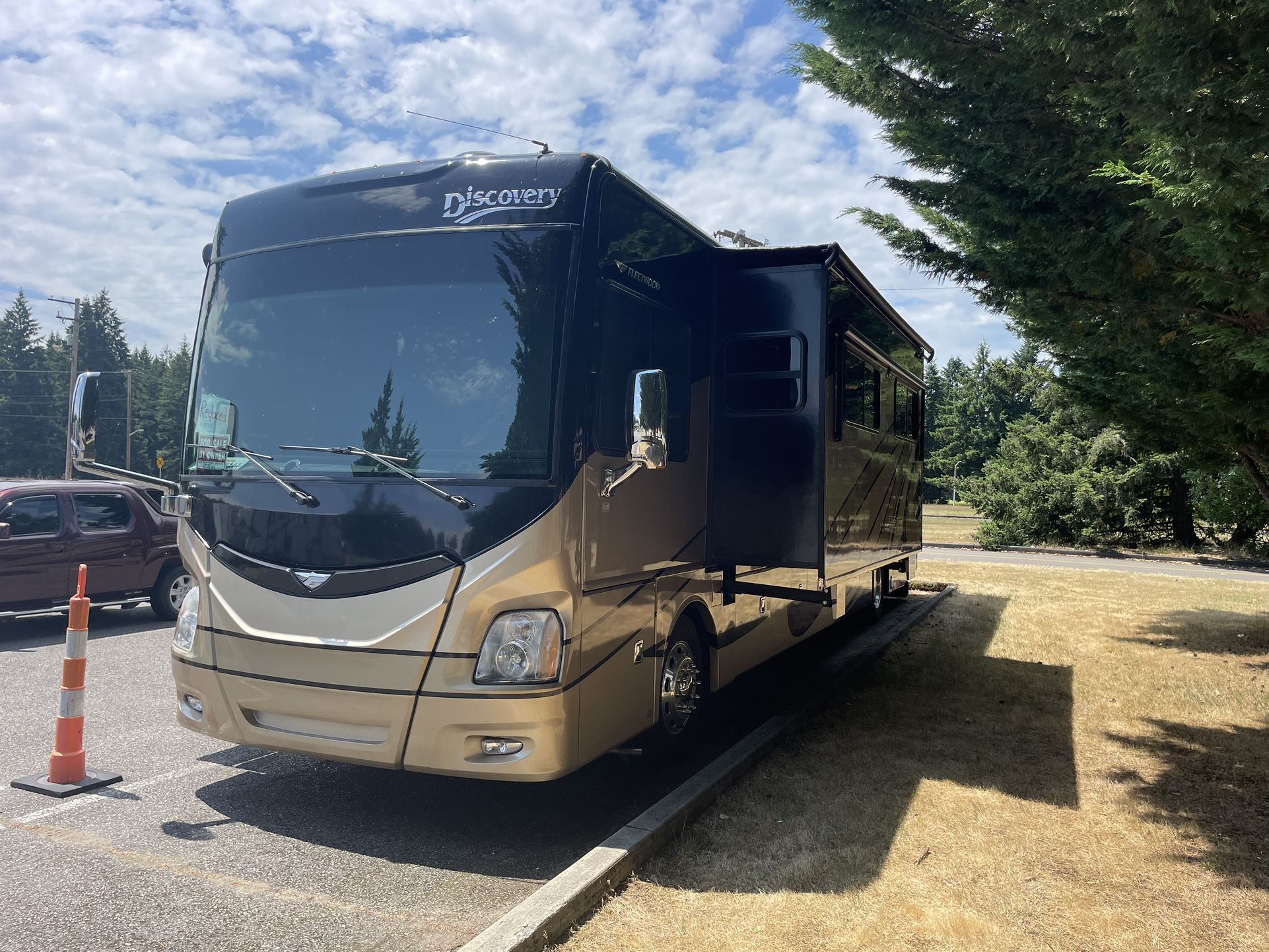 2014 Fleetwood Discovery