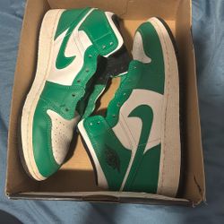 Jordan 1 Green And White