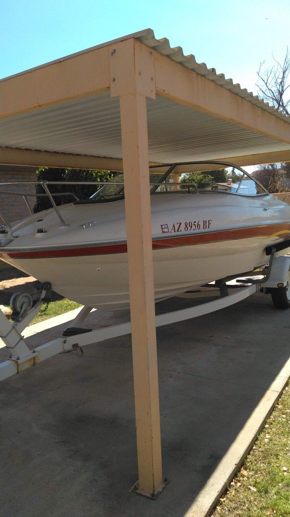 2001 Bayliner Capri