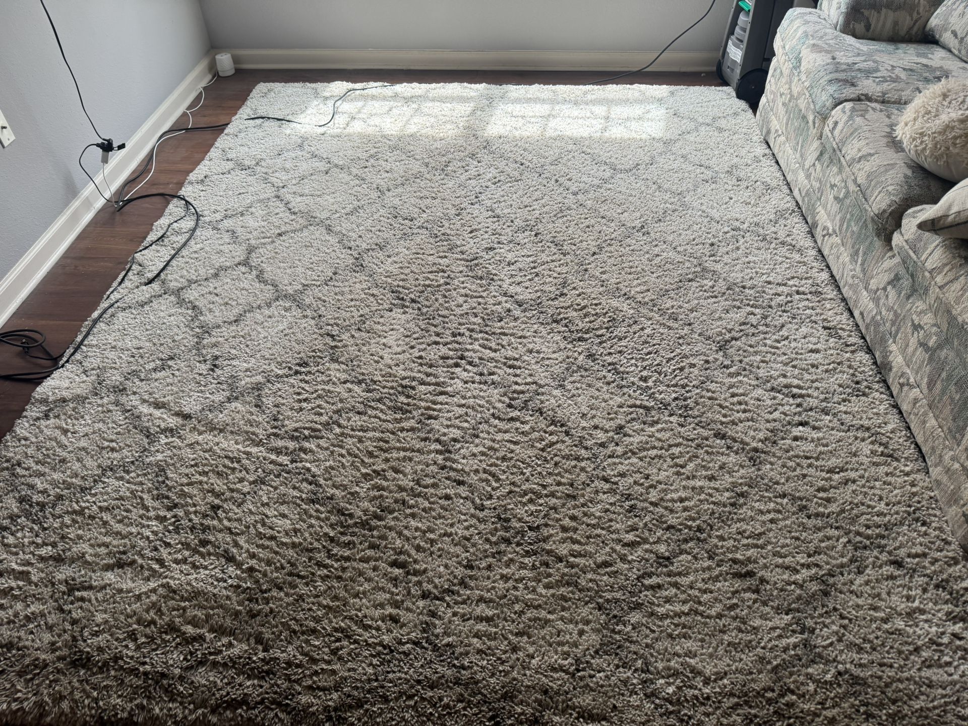 8x10 rug and matching round rug