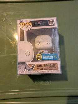 Funko Pop! Marvel Moon Knight #1048 Mr. Knight Walmart exclusive glow-in-the-dark vinyl figure