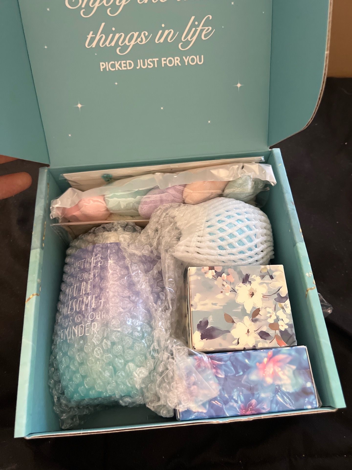 Self-Care Gift Box Set – “A Hug in a Box” (Mug, Bath Items, Accessories)