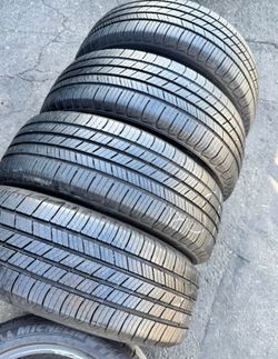 195 65 15 Michelin I sell this Seth of tires with 80% of Life the 4