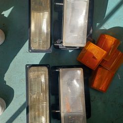 Headlights GMC SIERRA GMT400 OBS