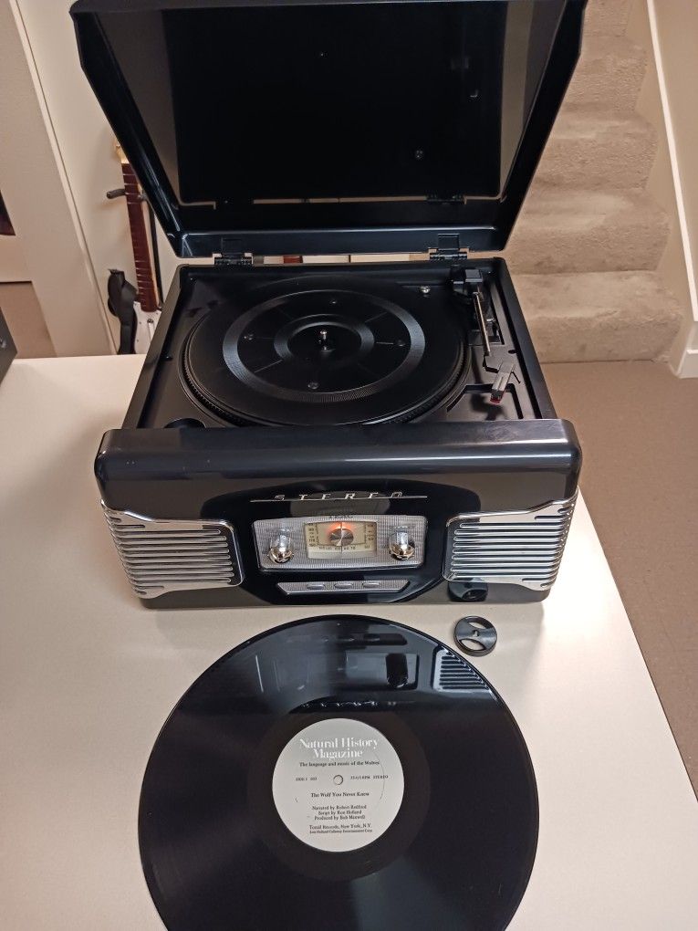 Teac/ Record Player Amfm/recordplayer Phonograph
