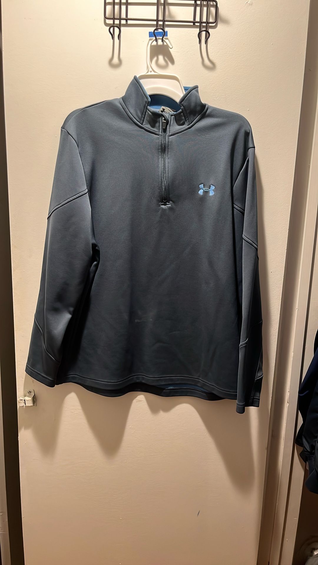 Under Armour Quarter Zip Light Sweatshirt