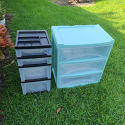 2 Storage Plastic With Drawers