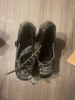 Demonia size 7