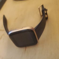 Fitbit Versa 2 Rose Gold