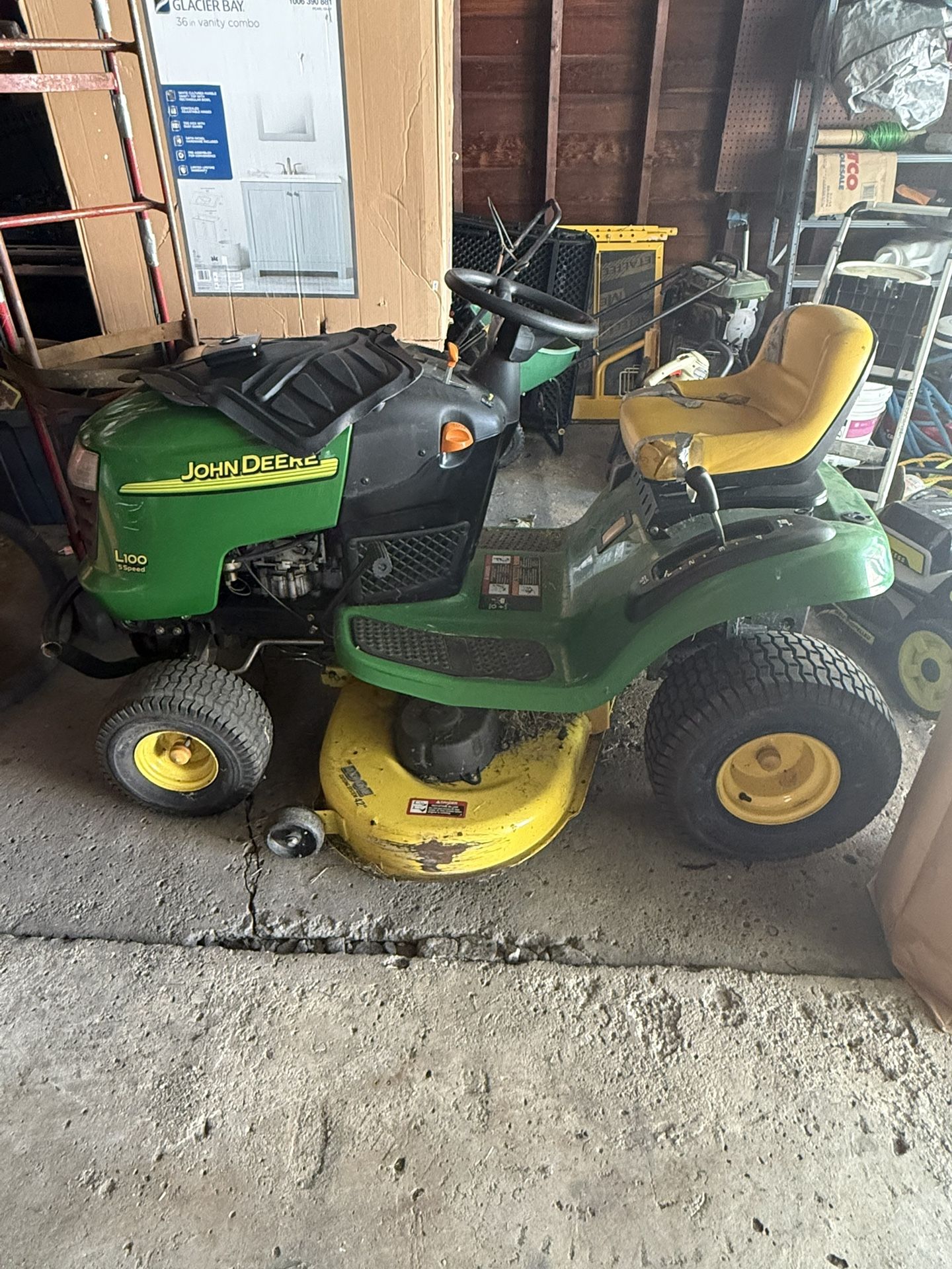 John Deere S100