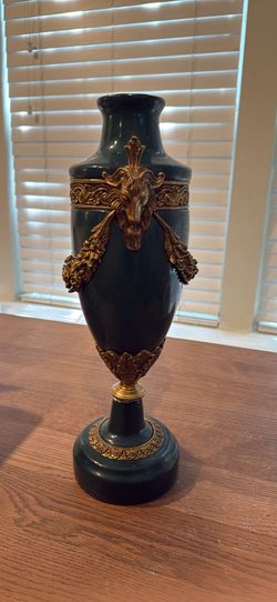 Vintage United Wilson JUWC Neoclassical Green Crackle Glaze Vase Urn Brass Mounts Sèvres Style