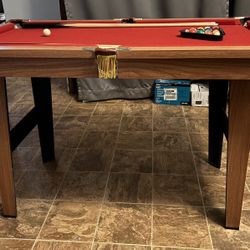 Pool table