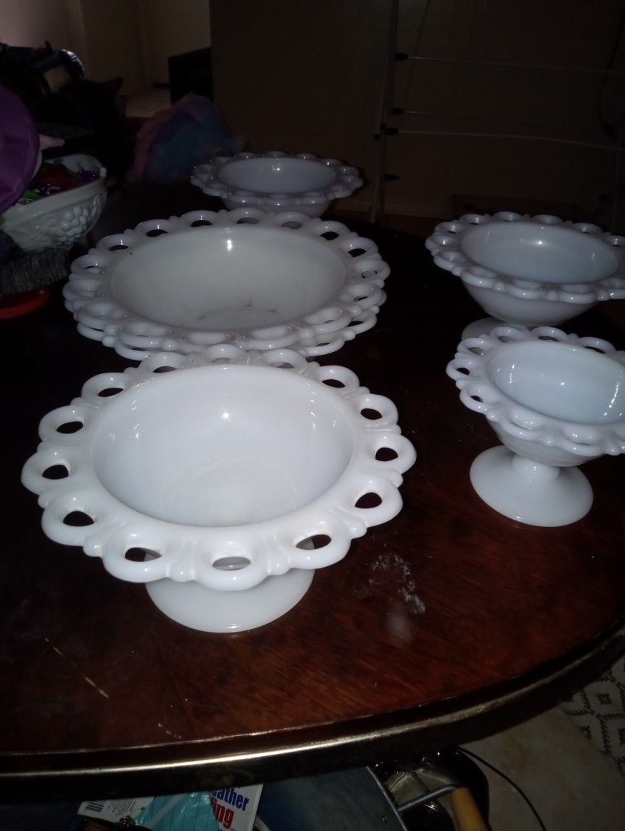 6 Milk Glass Bowls $20