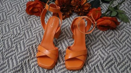 Circus by Sam Edelman Women's Orange Footwear