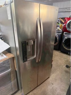 Refrigerator side by side LG  36”w
