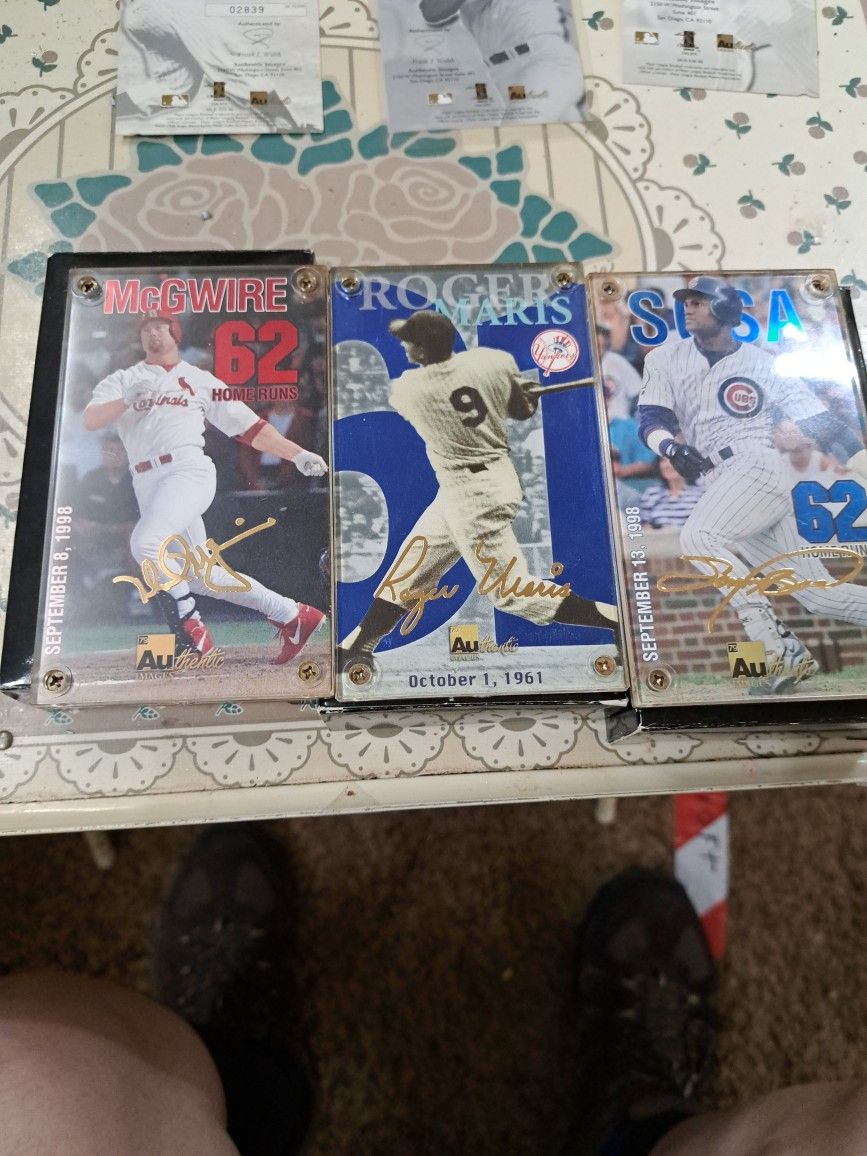 Mcgwire, Roger, Sosa,s Baseball cards 24 karat gold signature edition