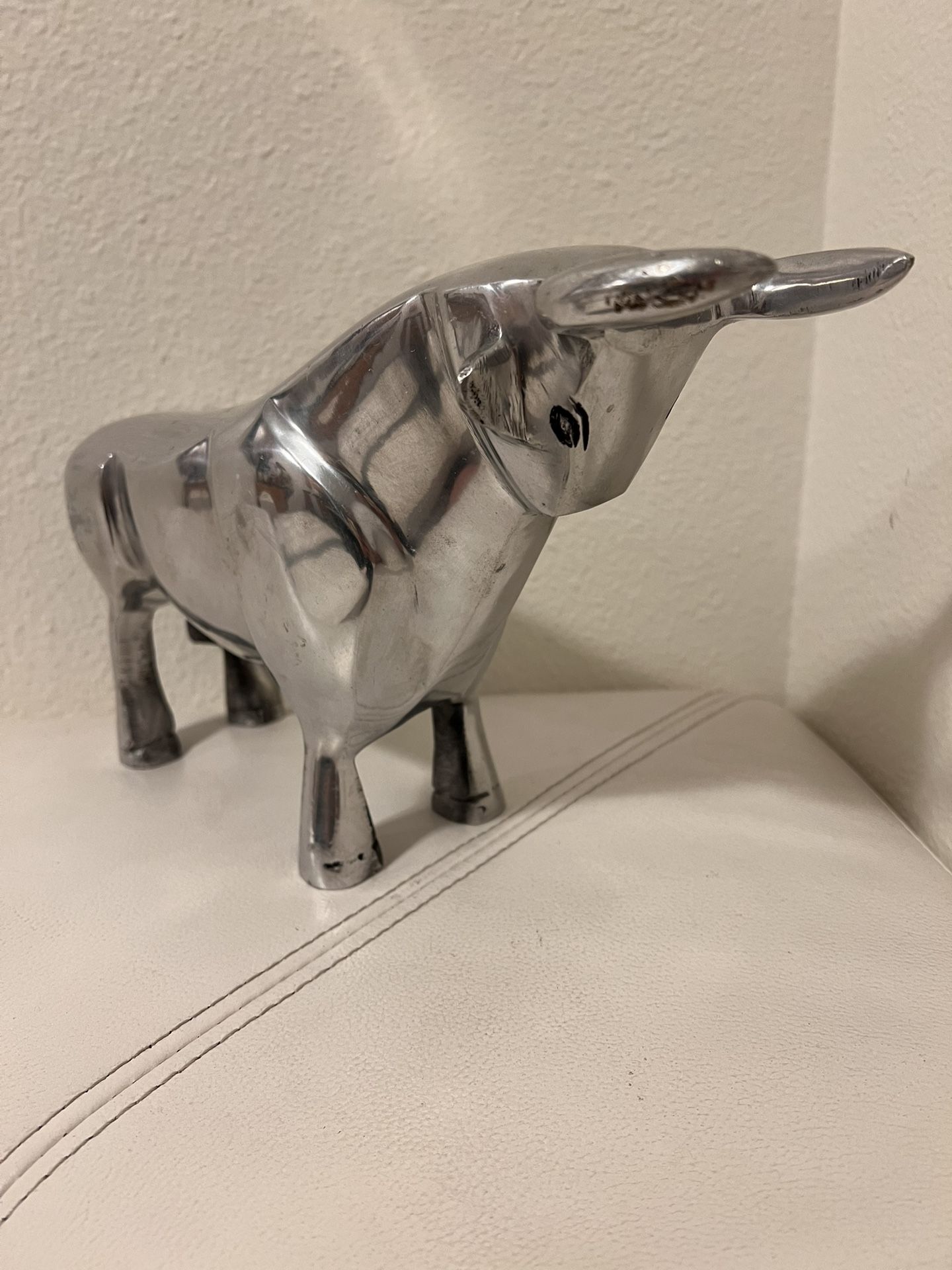Bull aluminum decorative size 12x7