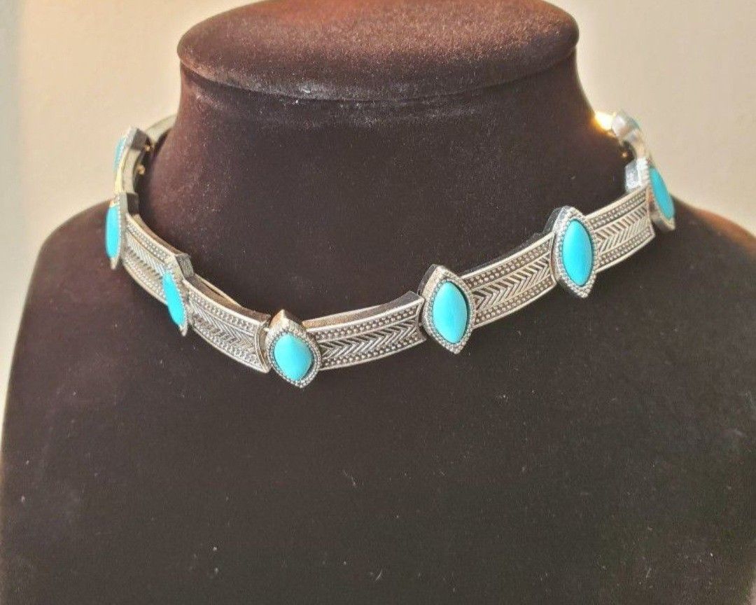 Turquoise Choker Necklace