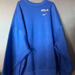 UCLA BRUINS CREW SWEATER SIZE 2X