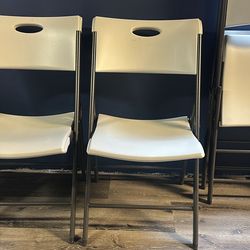 Folding Chairs - Sillas Plegables