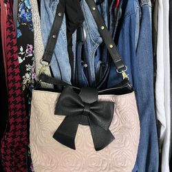 BETSY JOHNSON PINK & BLACK BOW BAG