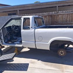 2003 Chevy S10 Shell