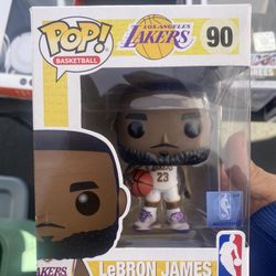 Lakers Lebron James Funko pop 
