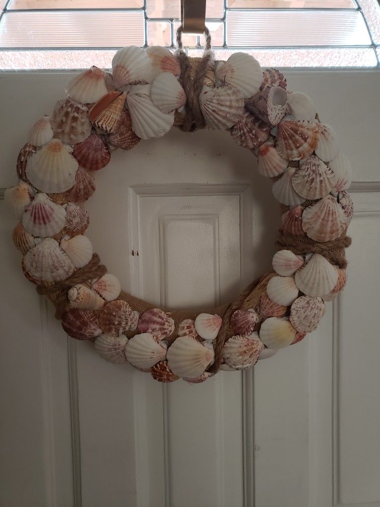 6 Pieces Sea Decor 15 " Seashell Wreath, Big Wooden Sign  And 4  Napkin Rings.  All Together  (Hobby Lobby).