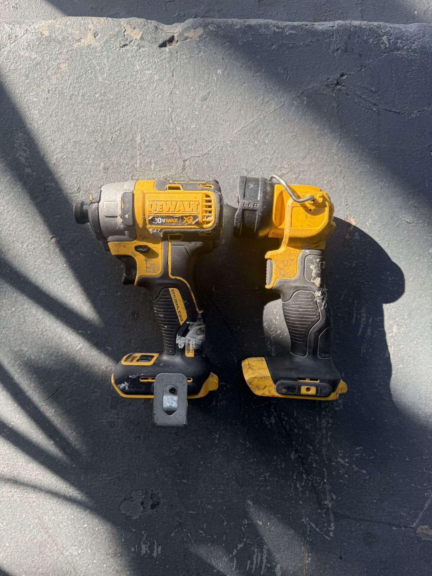 Dewalt Xr Max Impact With Flashlight