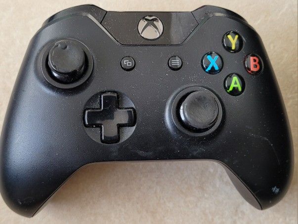 XBOX ONE CONTROLLER