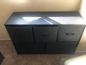 Dresser drawer set
