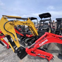 2022 New Holland E17C Mini Excavator