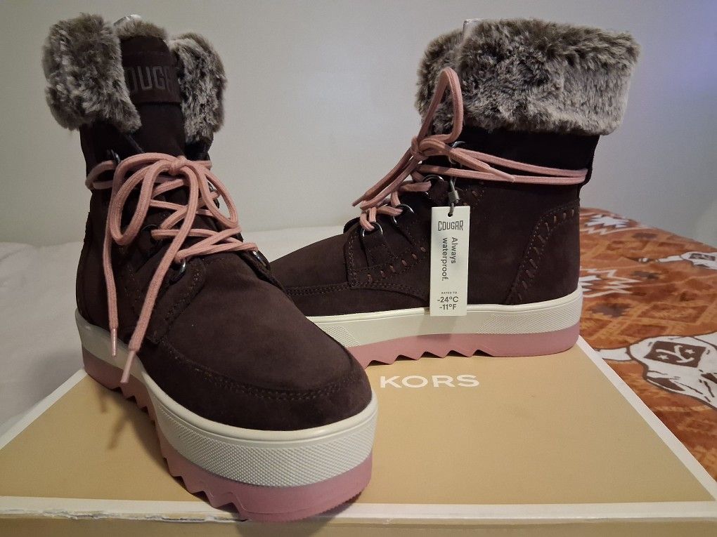 BRAND NEW Cougar Janetta Waterproof Boots - Size 8
