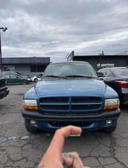 2003 dodge Dakota