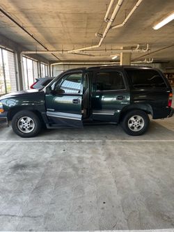 Chevy Tahoe 2003 9 seater