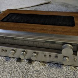 Pioneer SX 580 Stereo Receiver Radio- Woodgrain - For Parts Only?