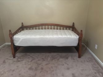 Solid oak day bed and mattress
