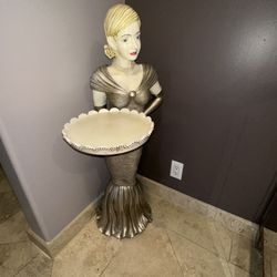 Statue 